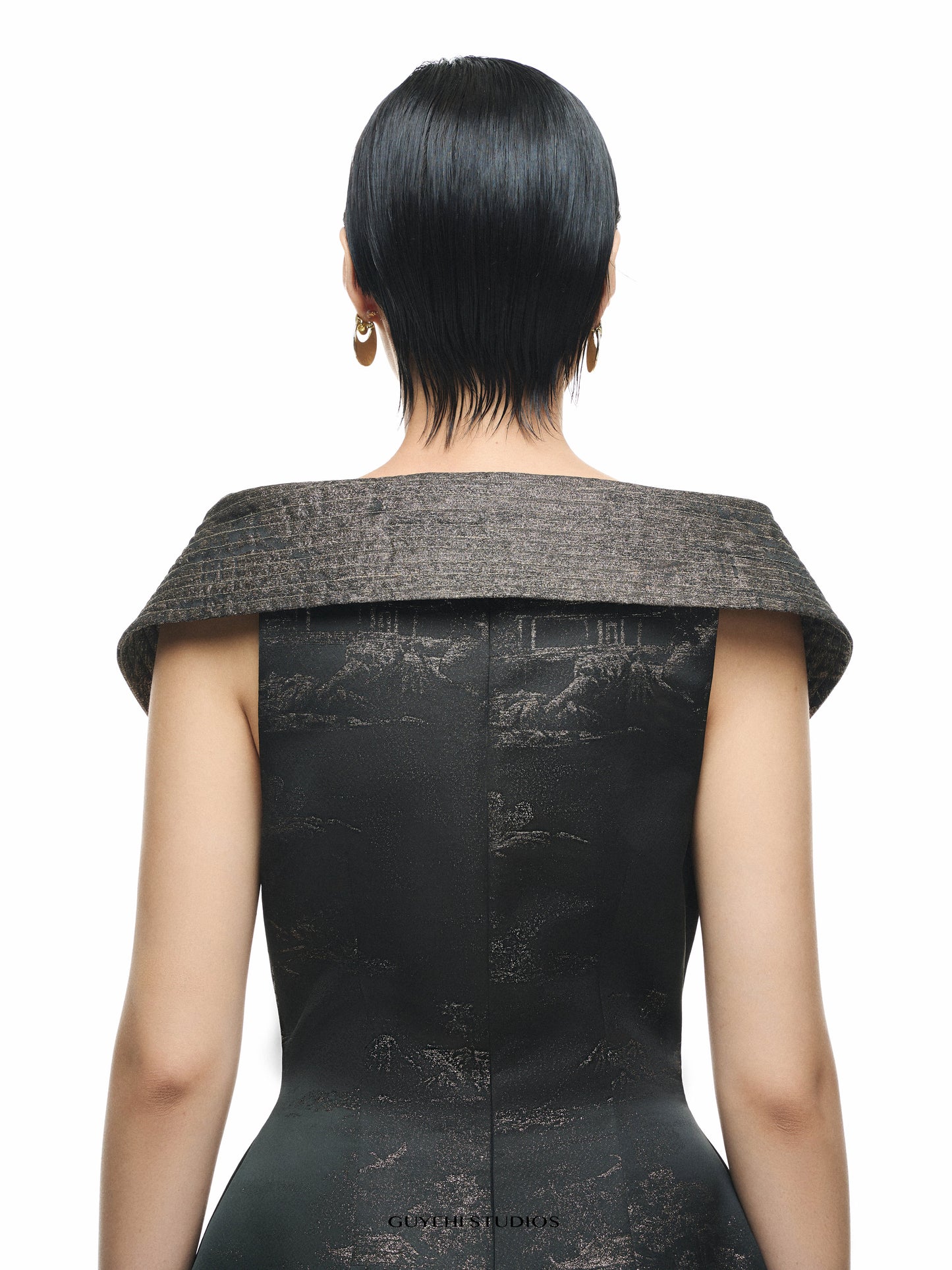 KATA COLLAR DRESS