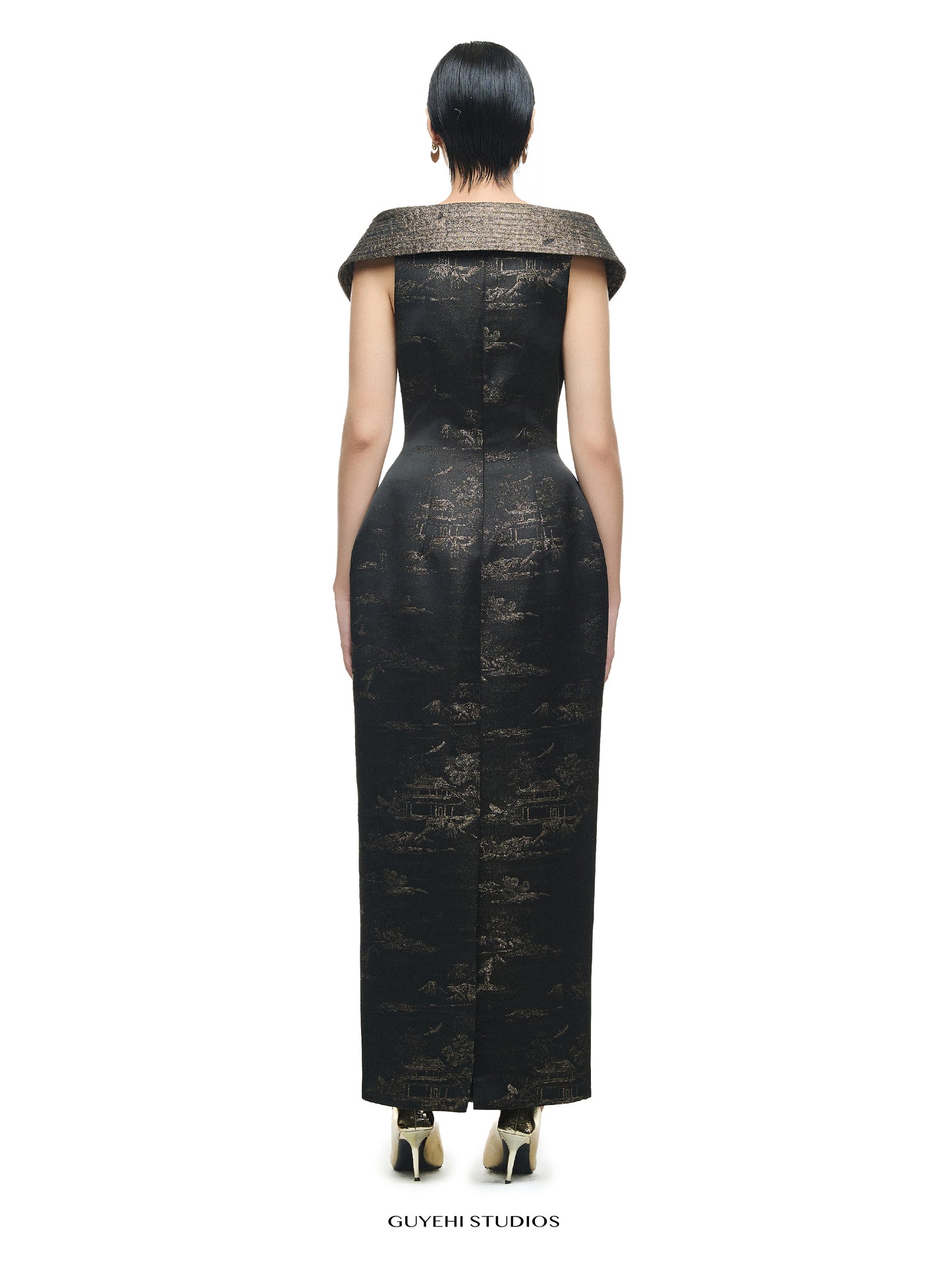 KATA COLLAR DRESS