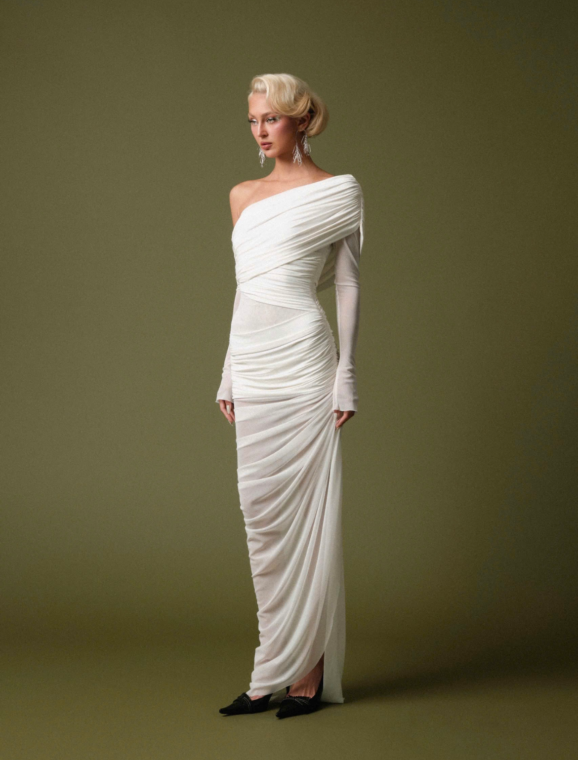 Perle Asymétrique Dress