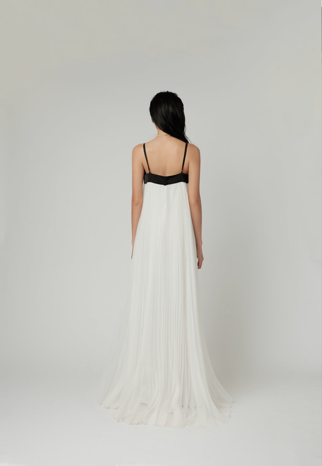 ĐẦM MAXI XẾP LY DOUX