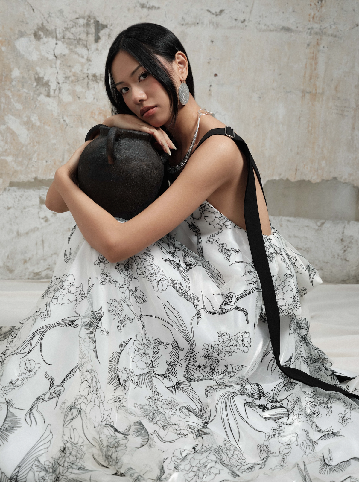 ĐẦM LAM YEN